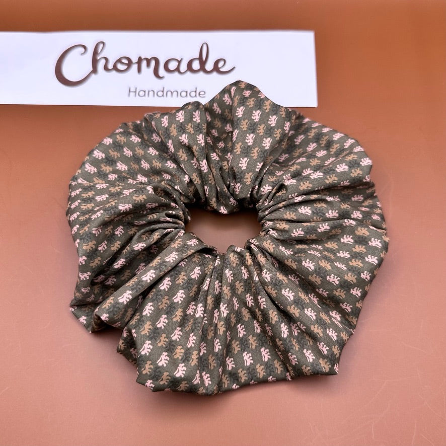 Khaki brown pattern : L